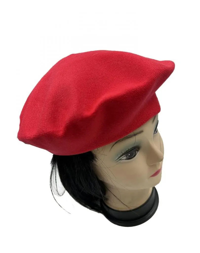 BOINAS MUJER ROJAS COMPLEMENTOS CON LOS QUE ELEVAR EL LOOK