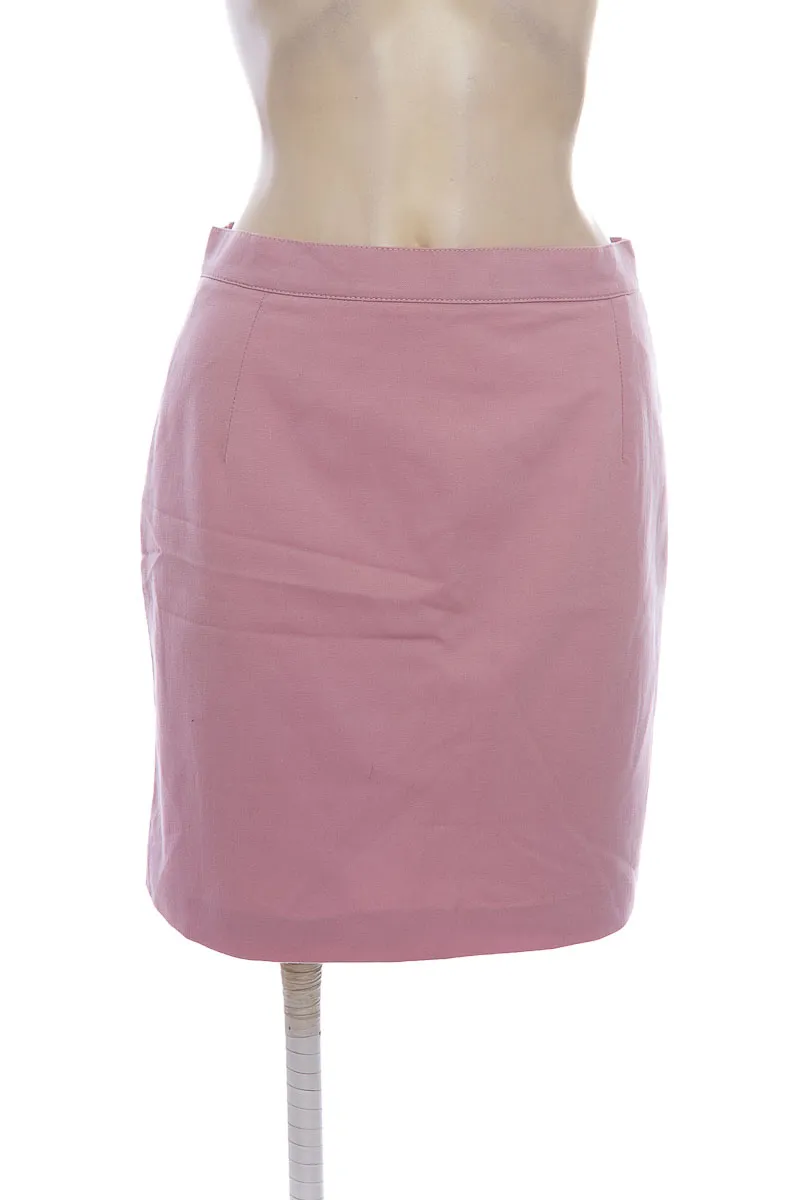 FALDA COLOR ROSADO  CLOSEANDO