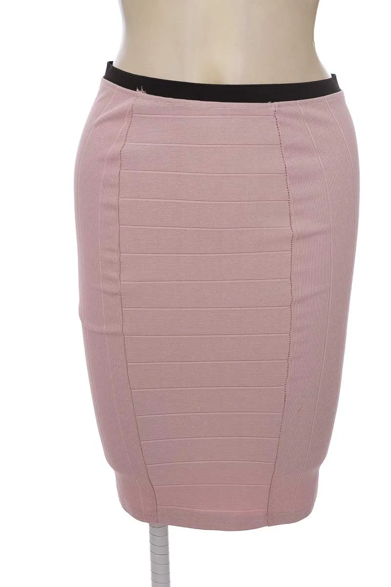 FALDA COLOR ROSADO  ZARA