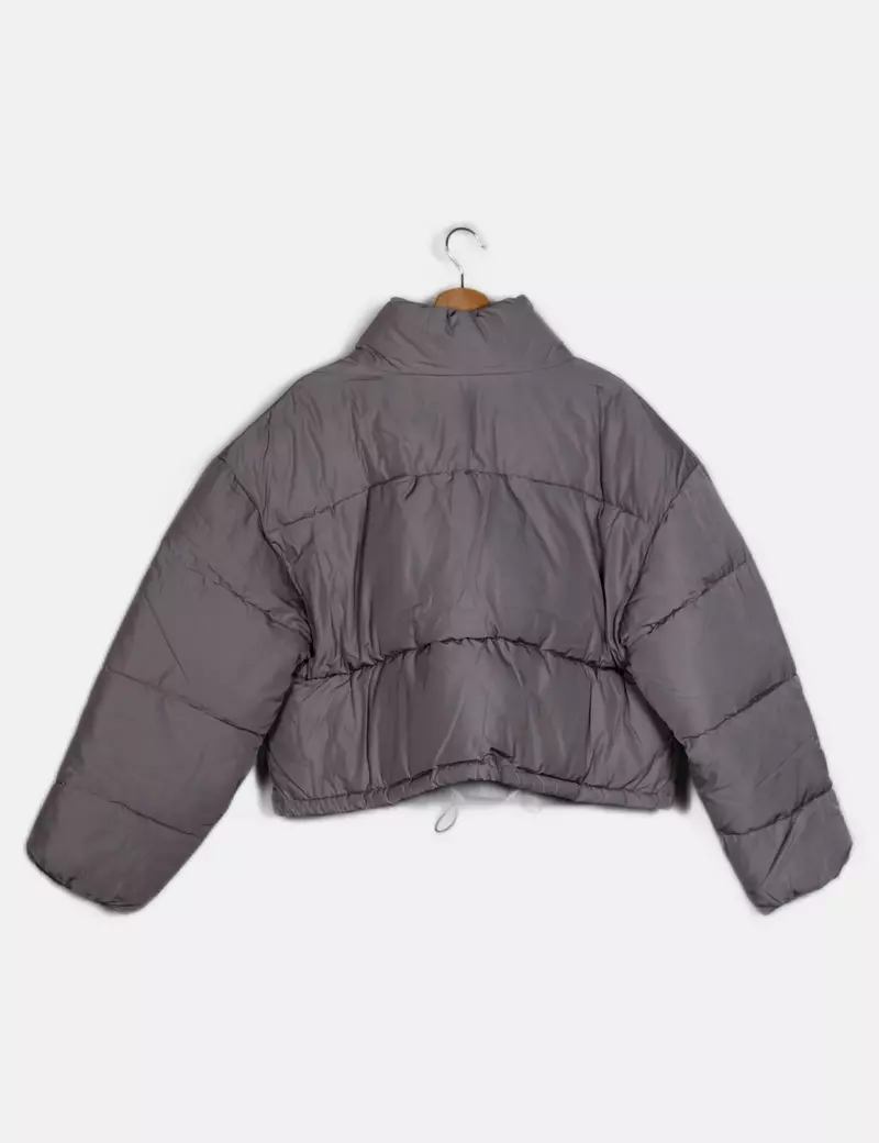 H&M Plumas