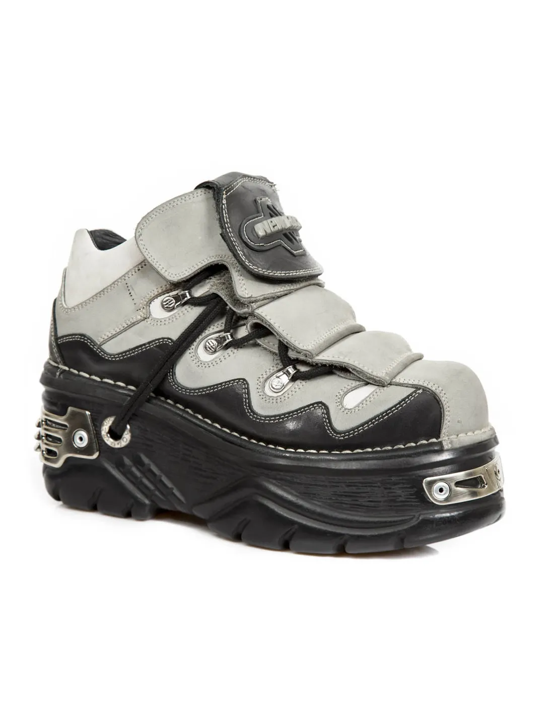 SHOE METALLIC M1075C2